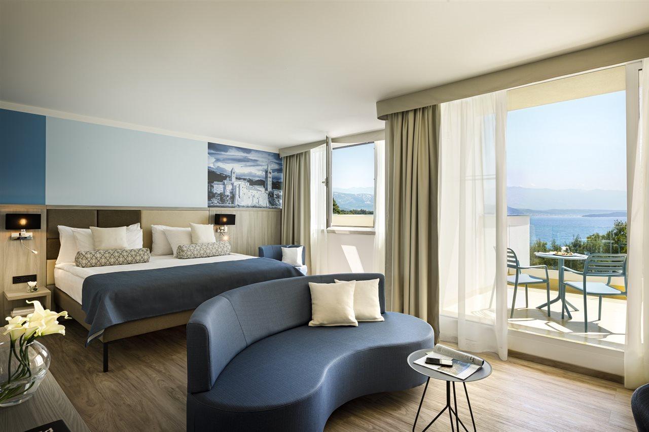 Valamar Carolina Hotel & Villas Kampor エクステリア 写真