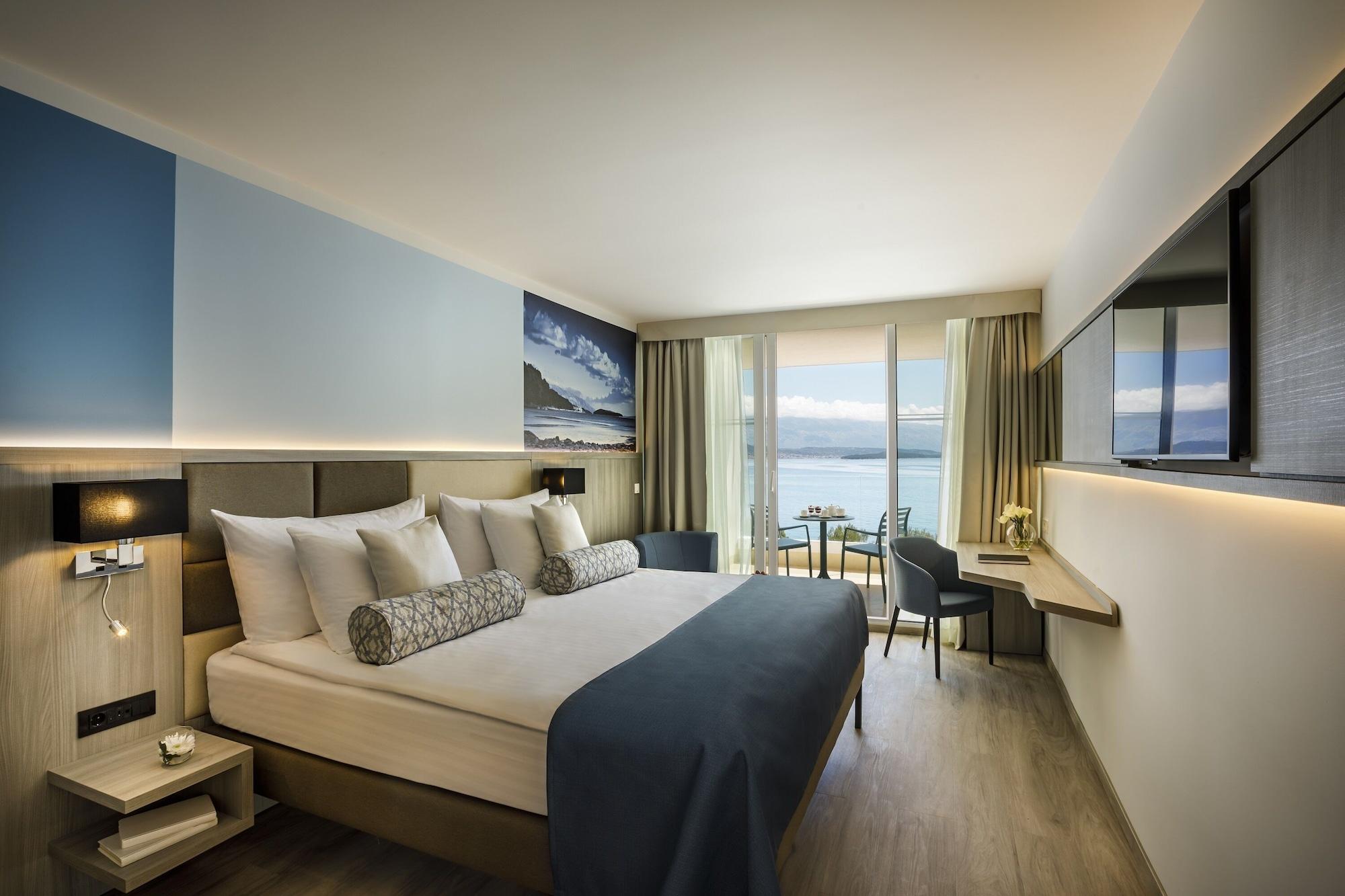 Valamar Carolina Hotel & Villas Kampor エクステリア 写真