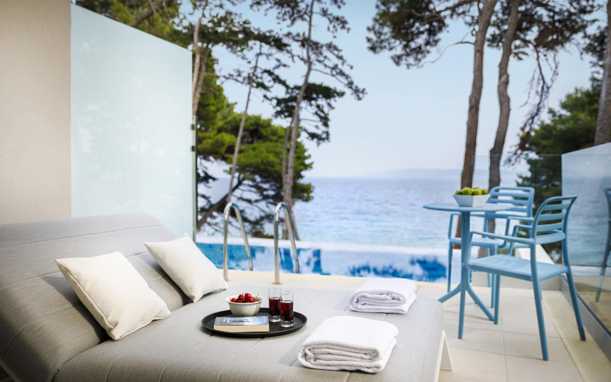 Valamar Carolina Hotel & Villas Kampor エクステリア 写真