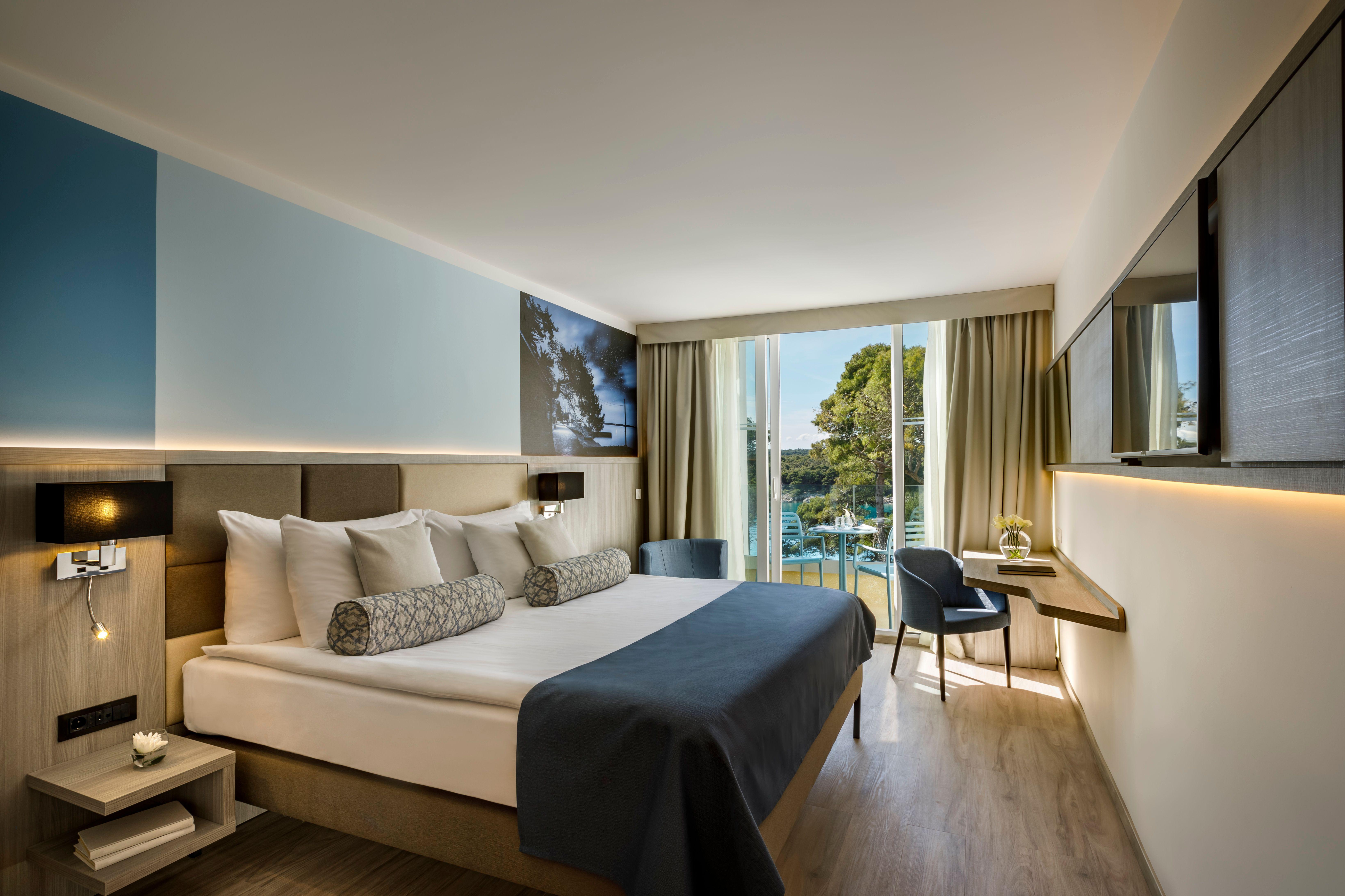 Valamar Carolina Hotel & Villas Kampor エクステリア 写真