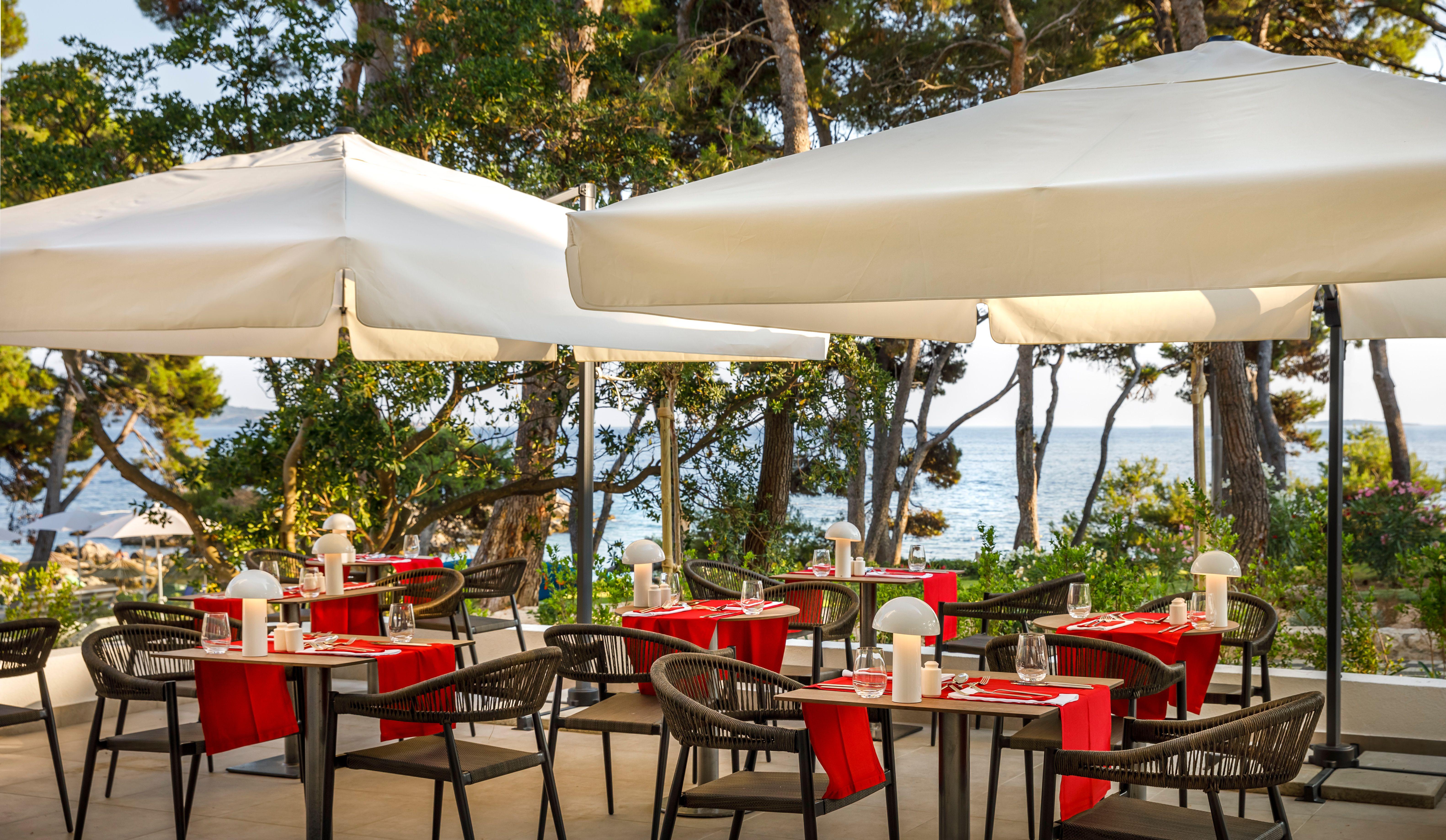 Valamar Carolina Hotel & Villas Kampor エクステリア 写真