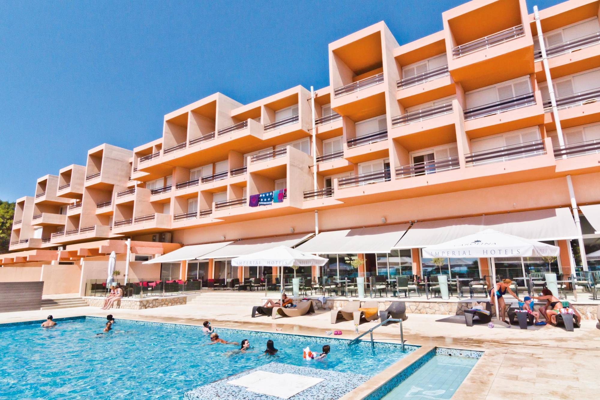 Valamar Carolina Hotel & Villas Kampor エクステリア 写真
