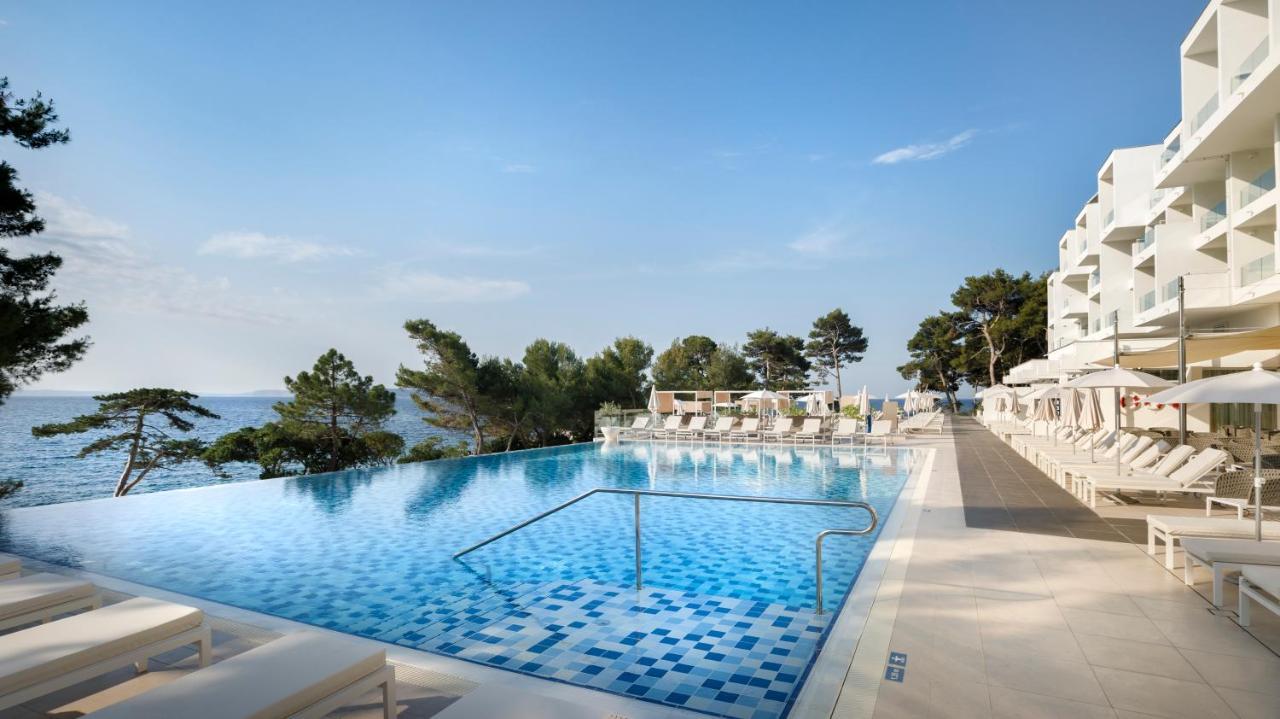 Valamar Carolina Hotel & Villas Kampor エクステリア 写真