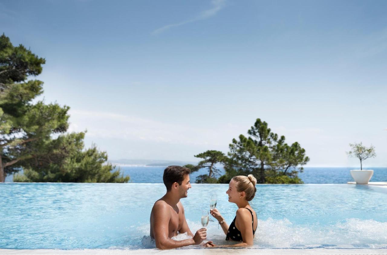 Valamar Carolina Hotel & Villas Kampor エクステリア 写真