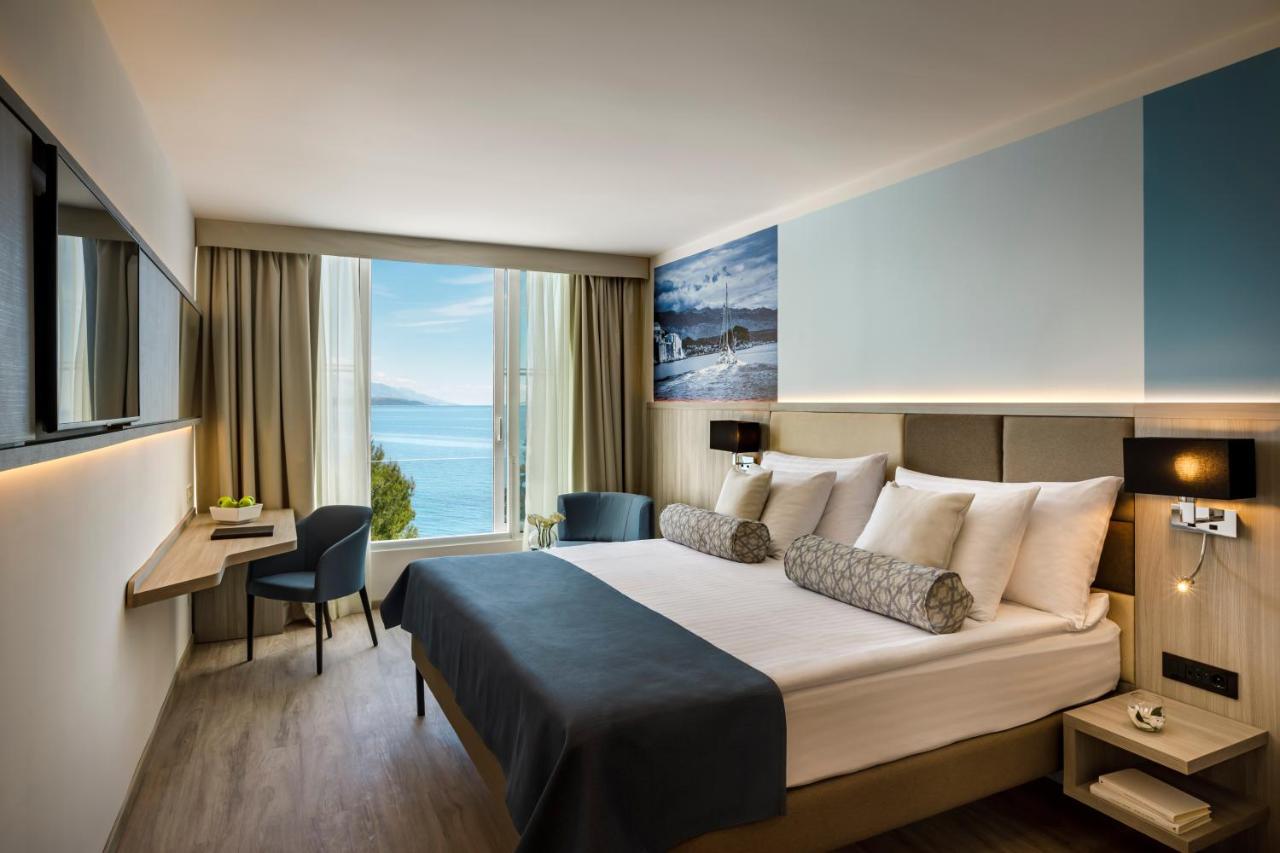 Valamar Carolina Hotel & Villas Kampor エクステリア 写真